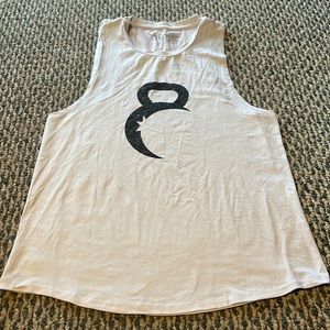 White kettle moon tank